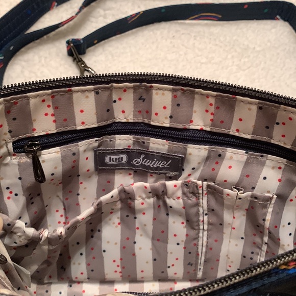 Lug Swivel Rainbow Bag - Picture 2 of 5